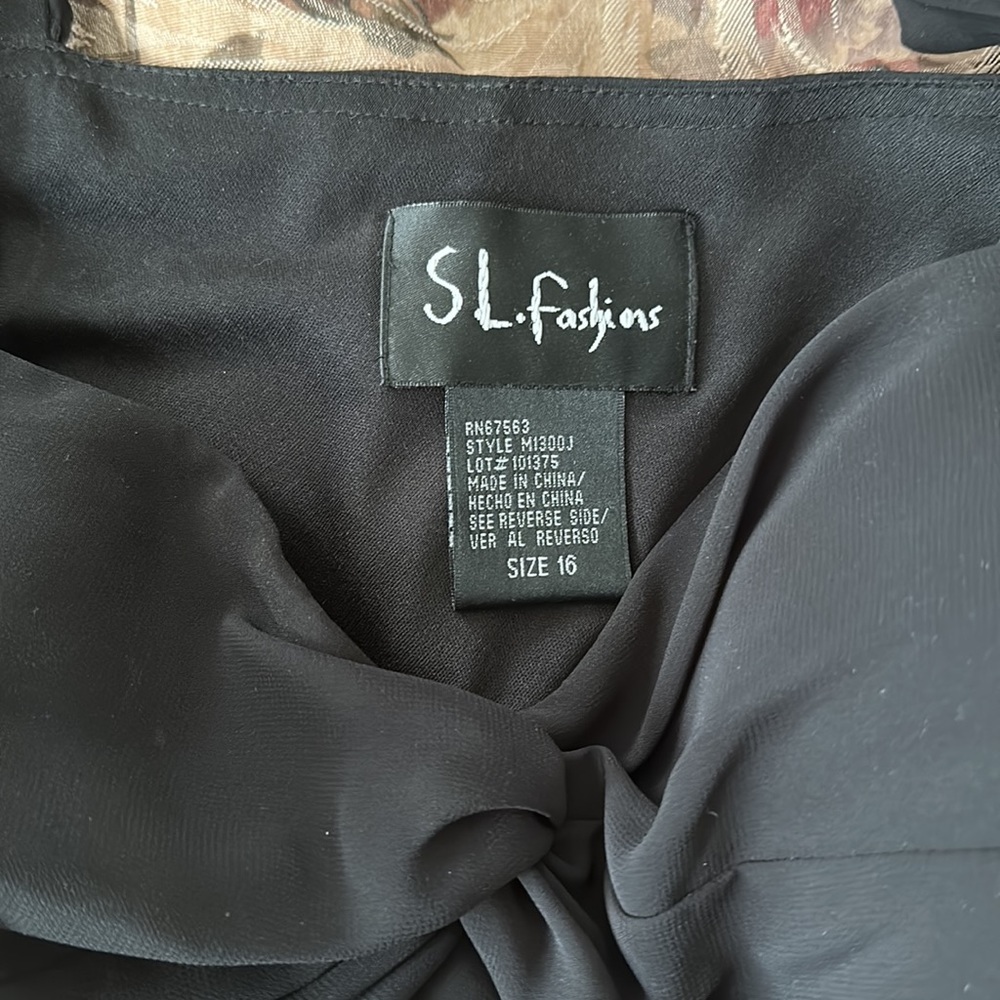 S.L Fashion Dress - Picture 5 of 5